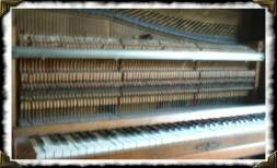 Old piano
